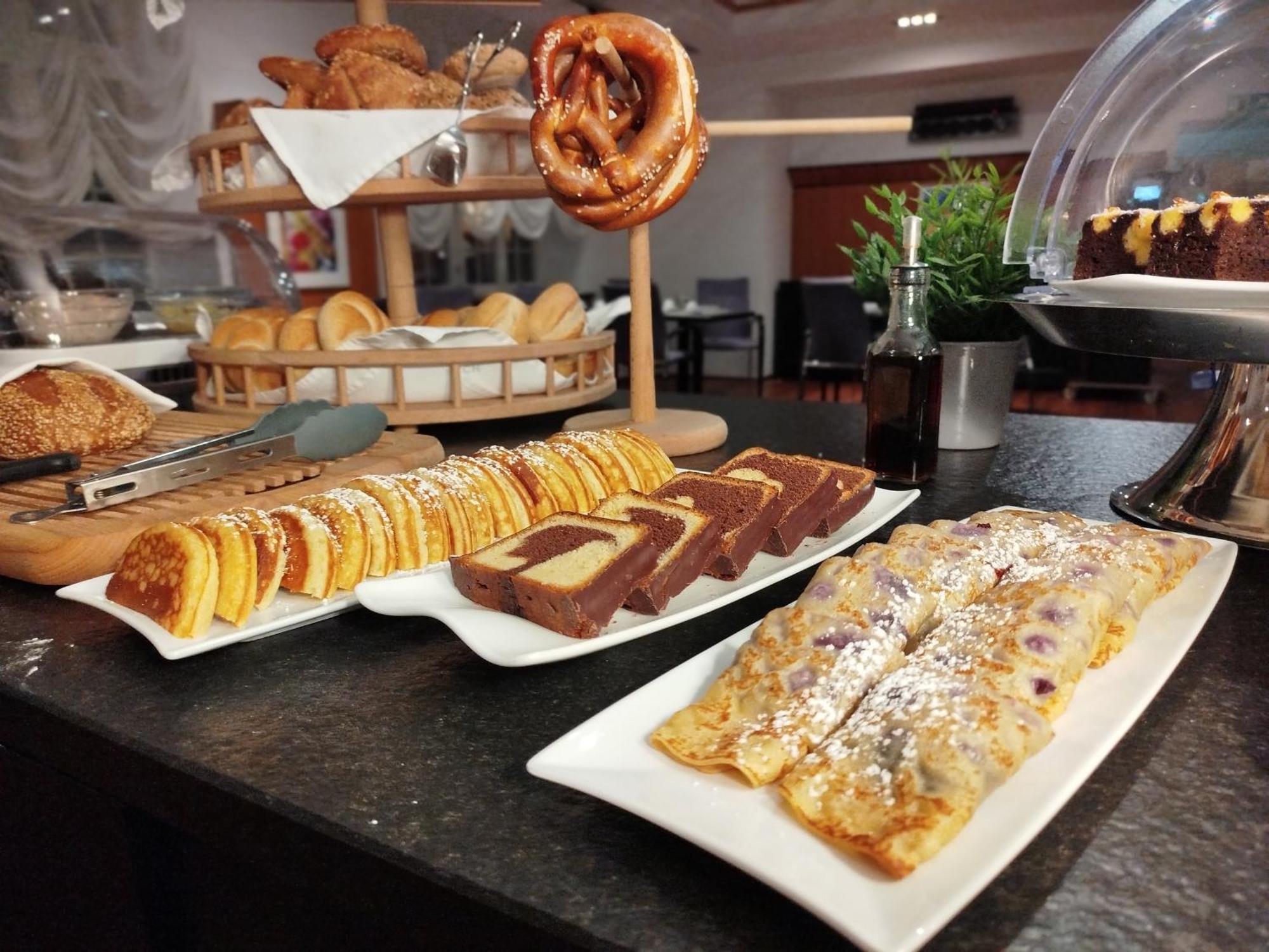 Hotel Schwert ราชตัทท์ ภายนอก รูปภาพ